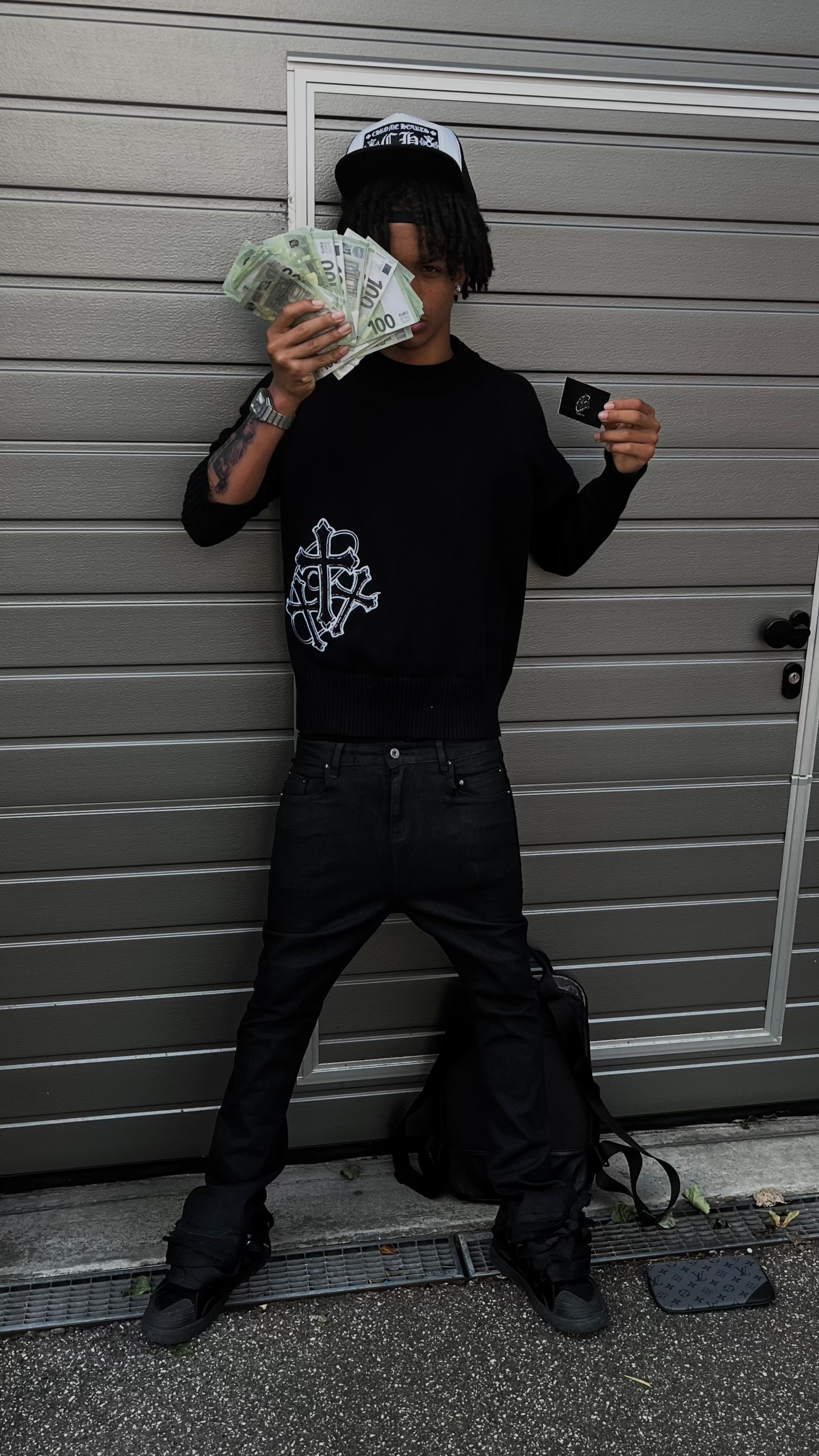 Knit sweater black