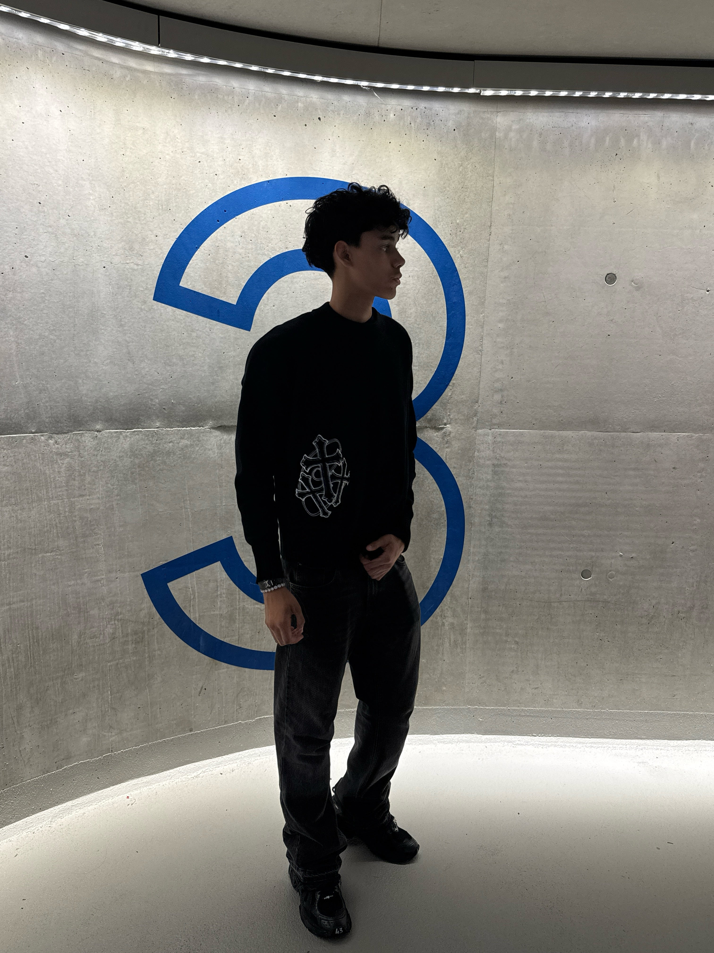 KNITSWEATER BLACK