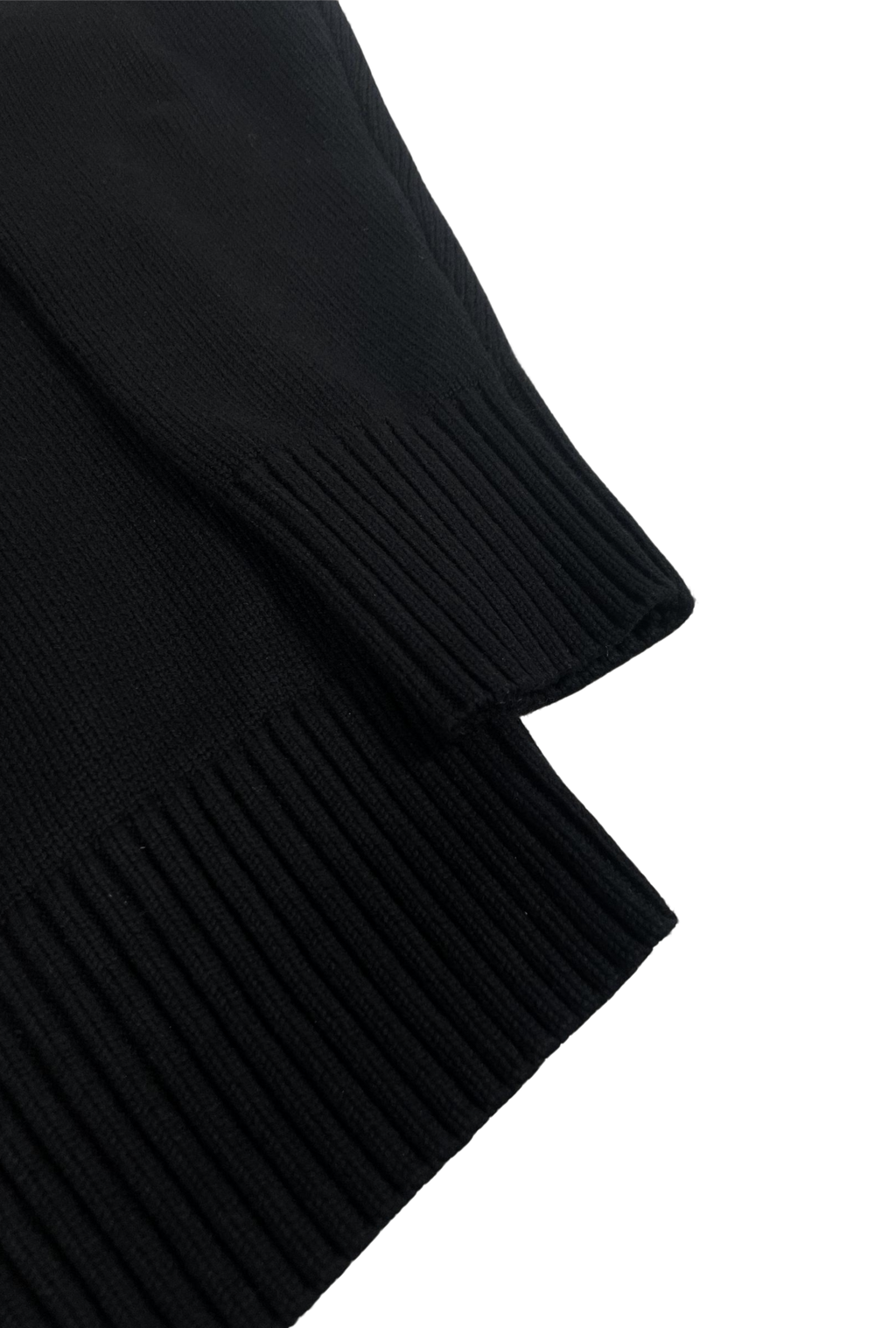 Knit sweater black